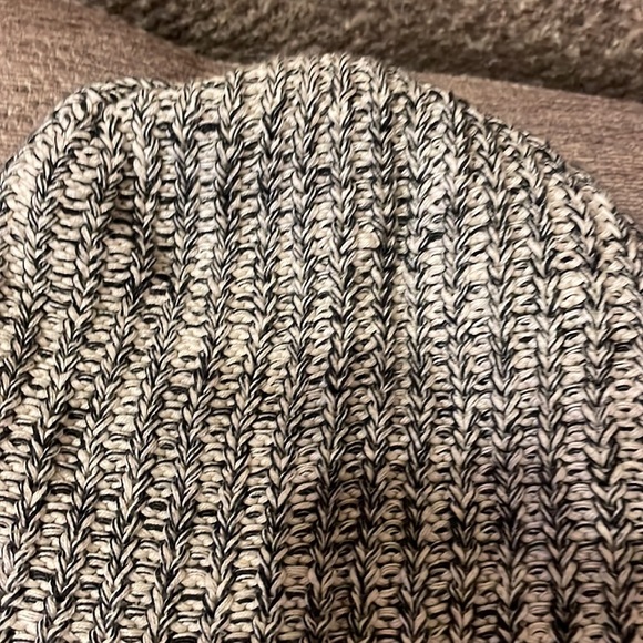 Love your melon knit hat, new - Picture 5 of 6